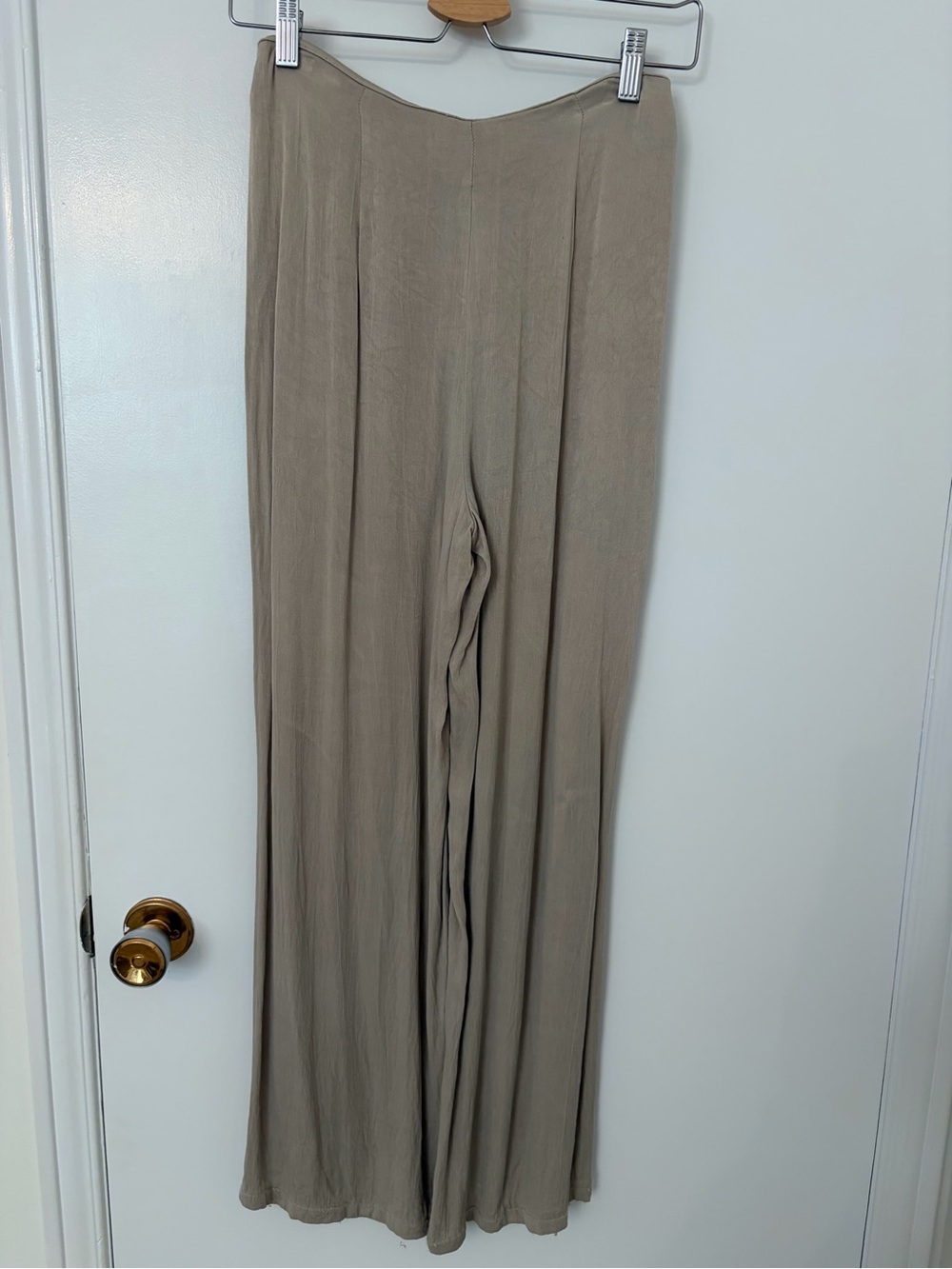 Zara Wide-Leg Flowing Pants in Taupe